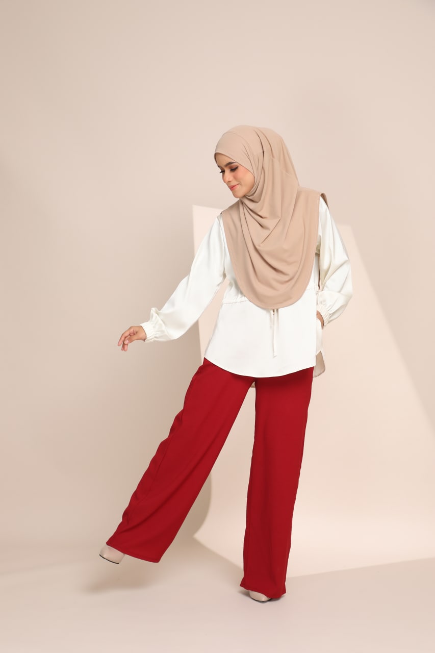 FLARE PANTS - MAROON - Image 4